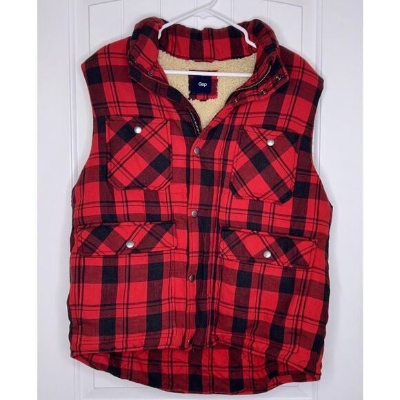 GAP Other - Men's GAP red‎ and black vest with faux shearling WARM SZ MEDIUM